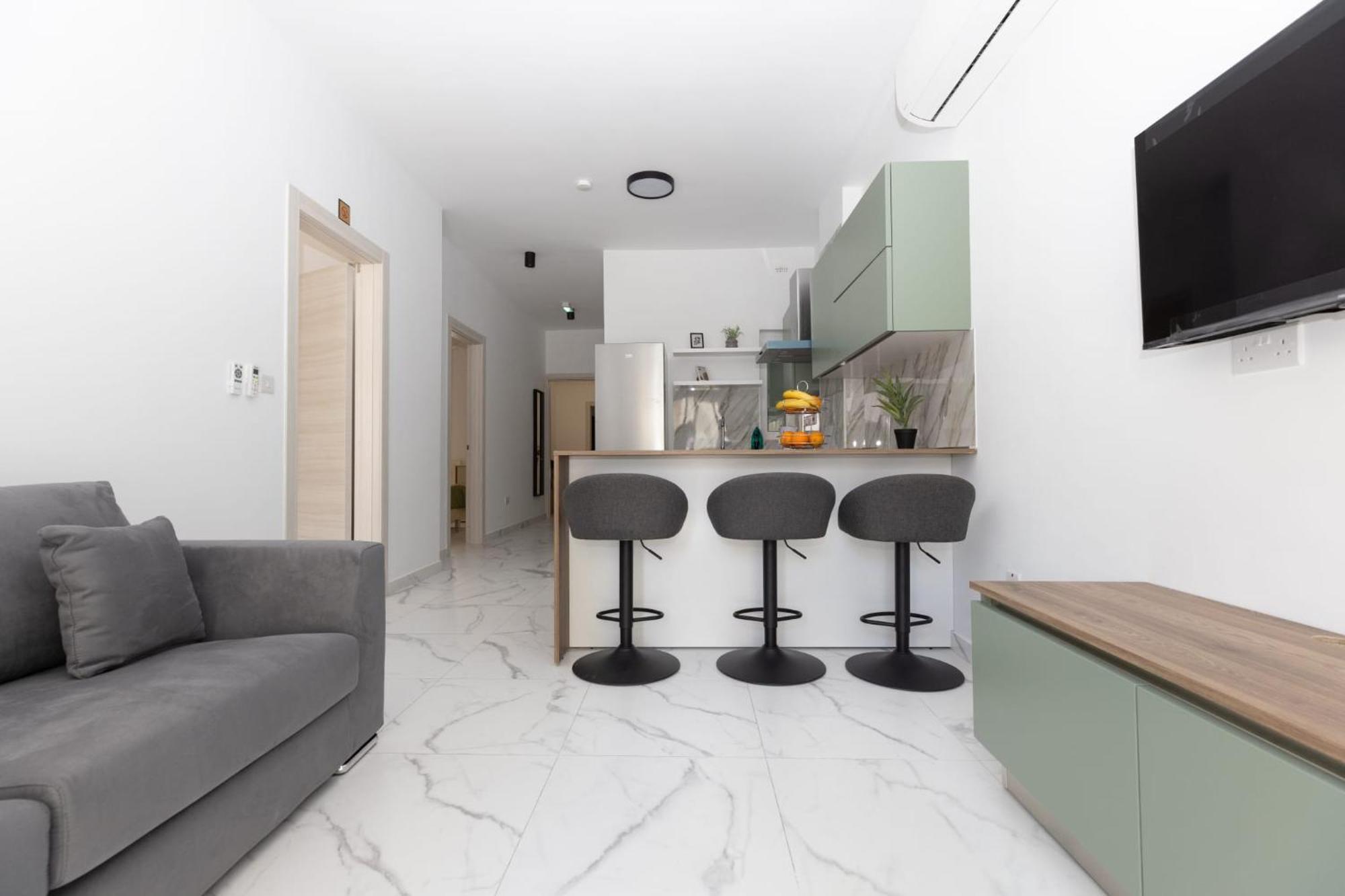 Bordino 2 Bedroom Apartment St. Paul's Bay Bagian luar foto