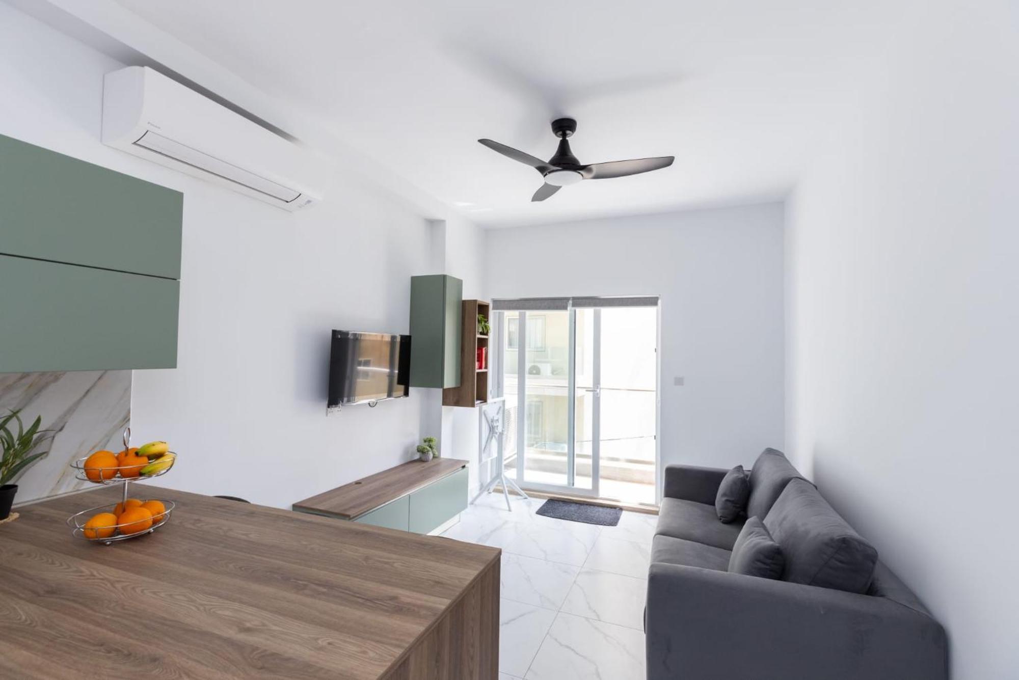 Bordino 2 Bedroom Apartment St. Paul's Bay Bagian luar foto