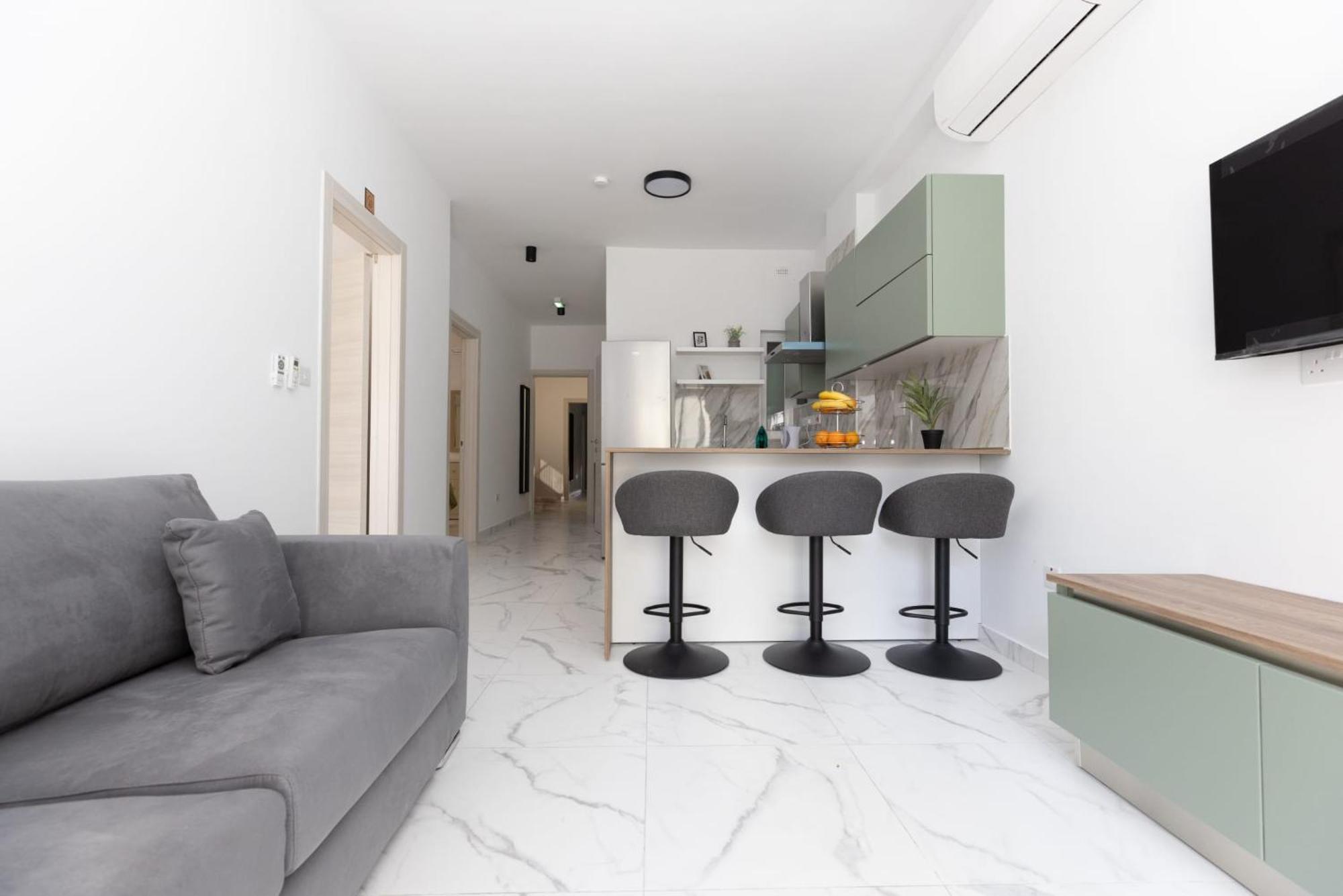 Bordino 2 Bedroom Apartment St. Paul's Bay Bagian luar foto